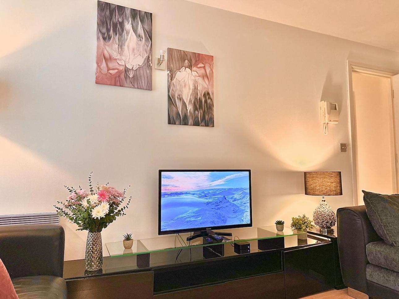 Superb Business Travellers Tower Of